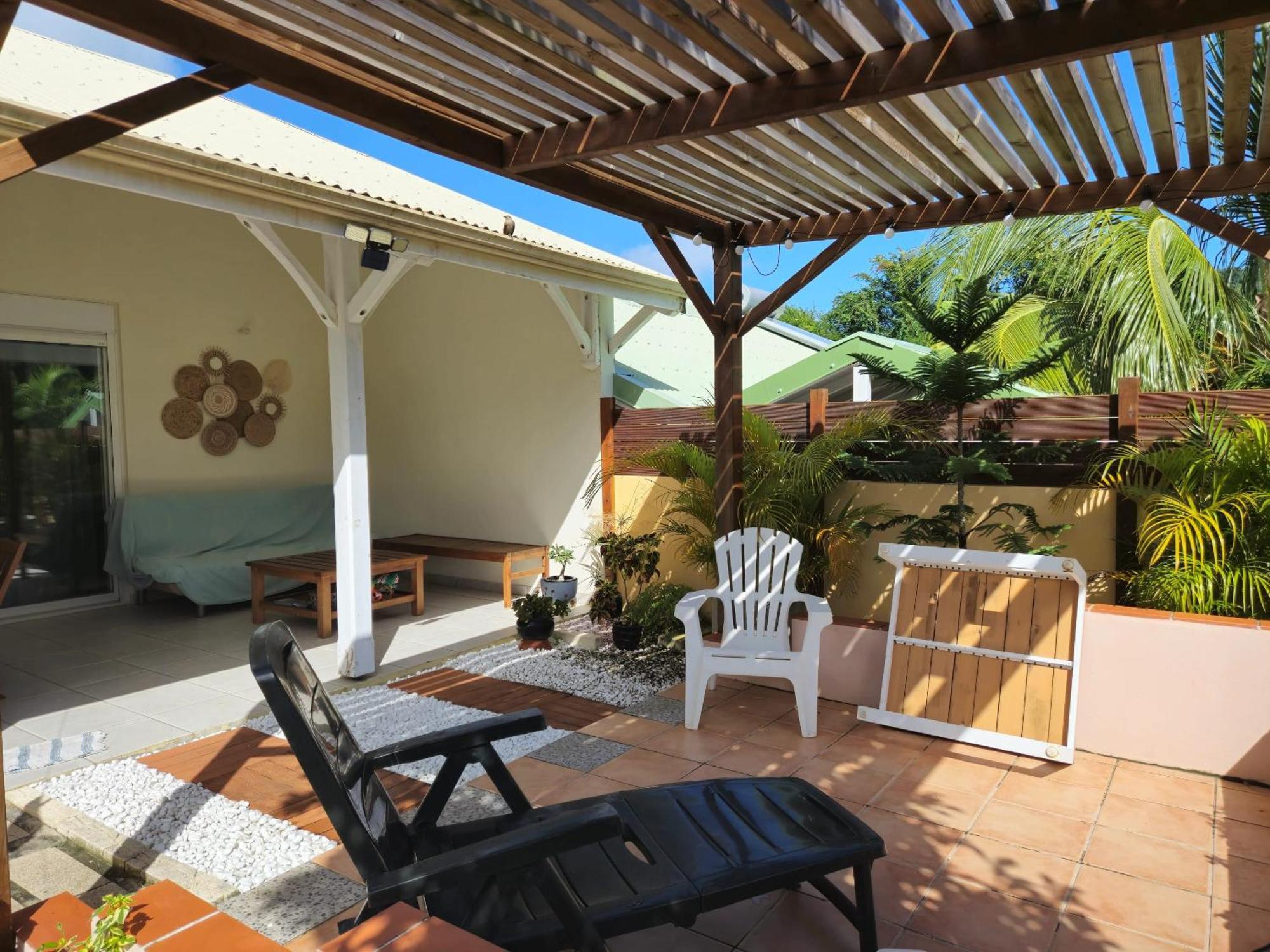 Maison Charmante A Sainte-Anne Avec Jardin Et Pergola En Bois. Eksteriør bilde